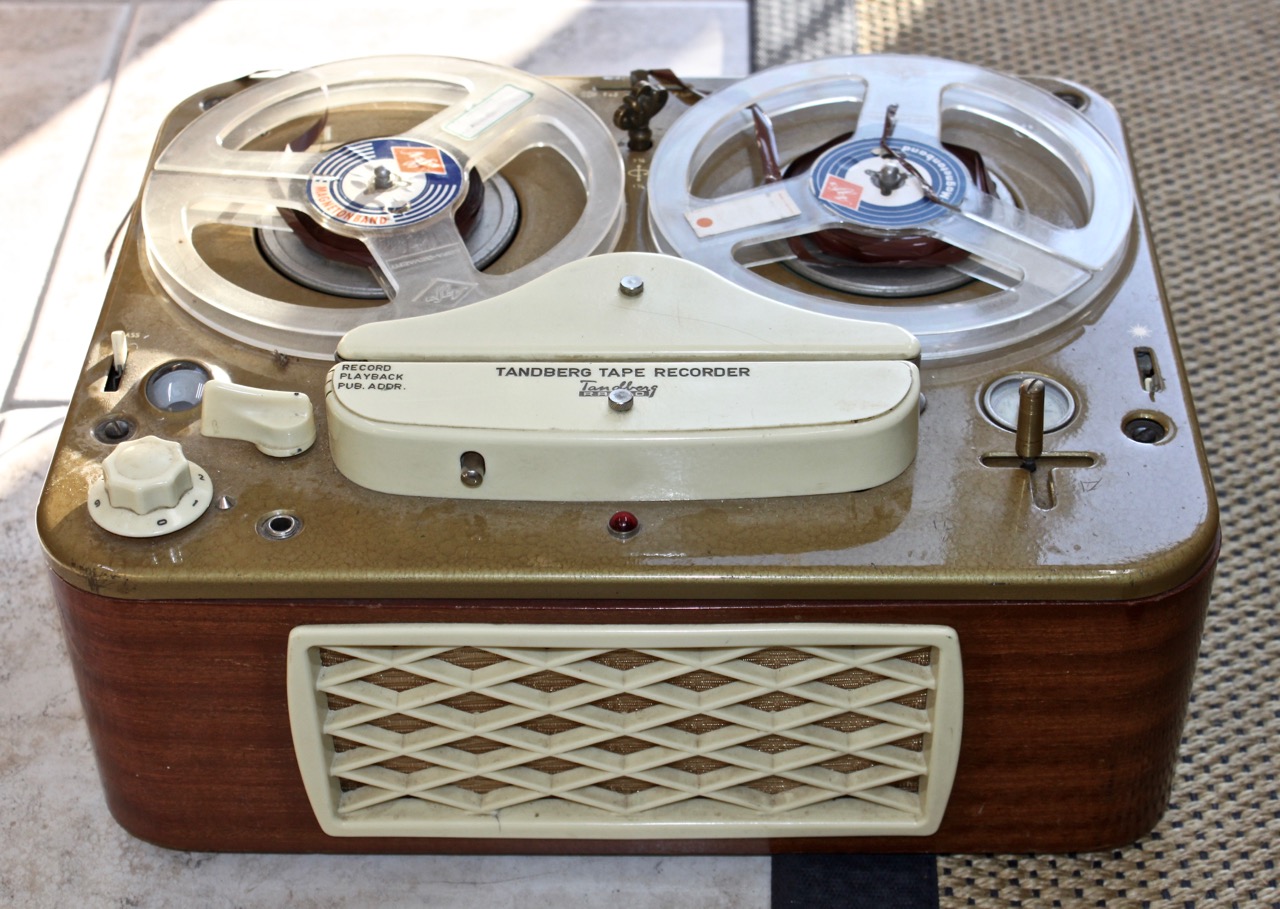 Tandberg tape record - reel to reel - from the 50s - Vintage Apple